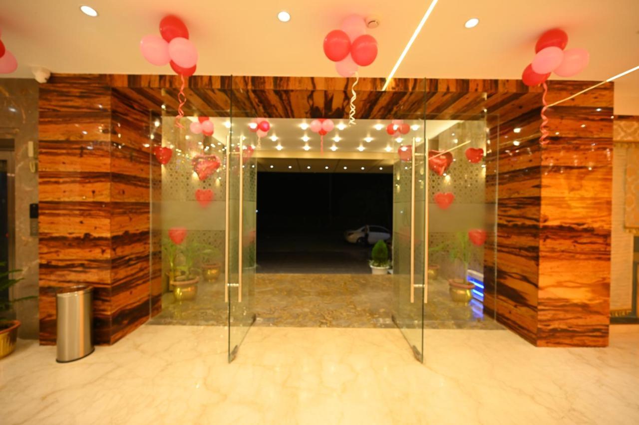 The Royal Class Hotel Gwalior Exterior foto