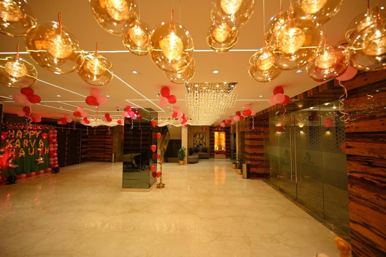 The Royal Class Hotel Gwalior Exterior foto