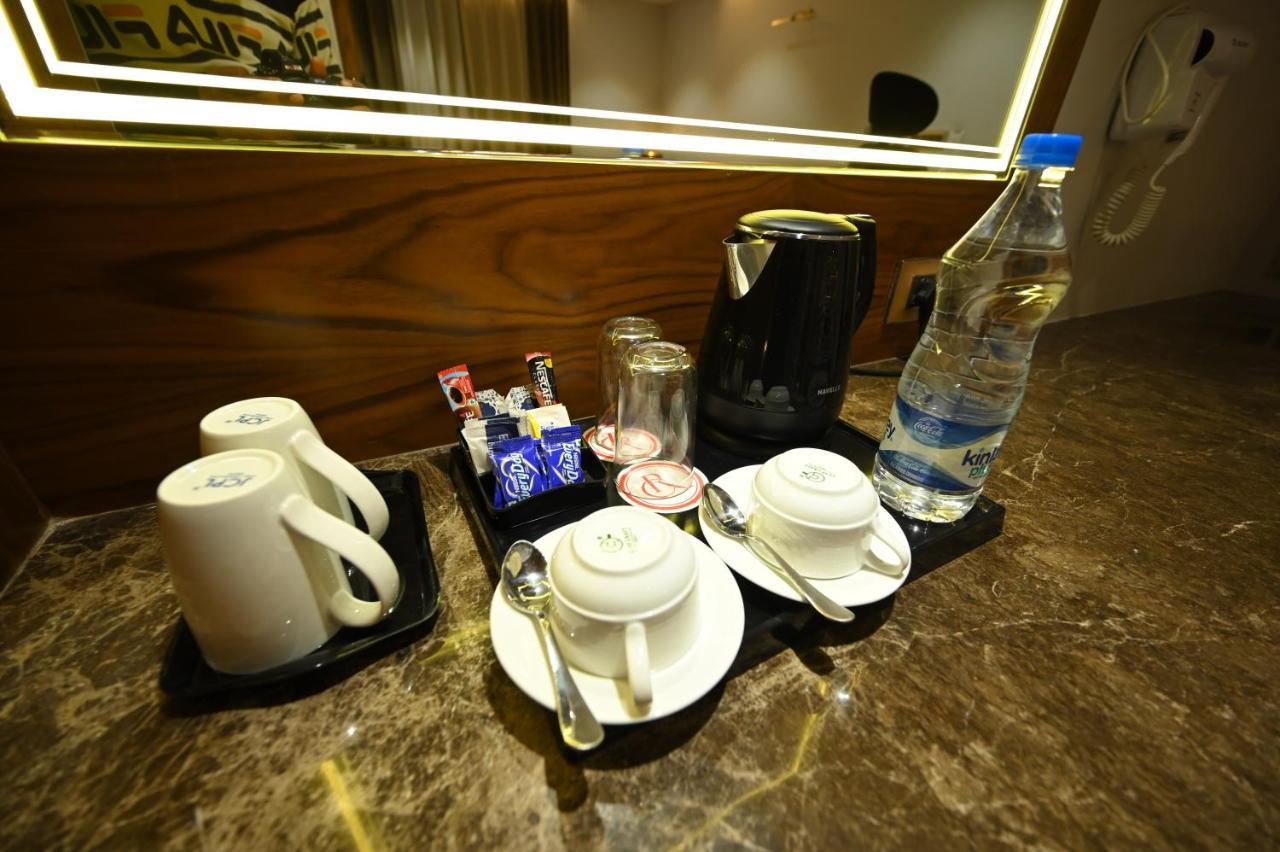 The Royal Class Hotel Gwalior Exterior foto
