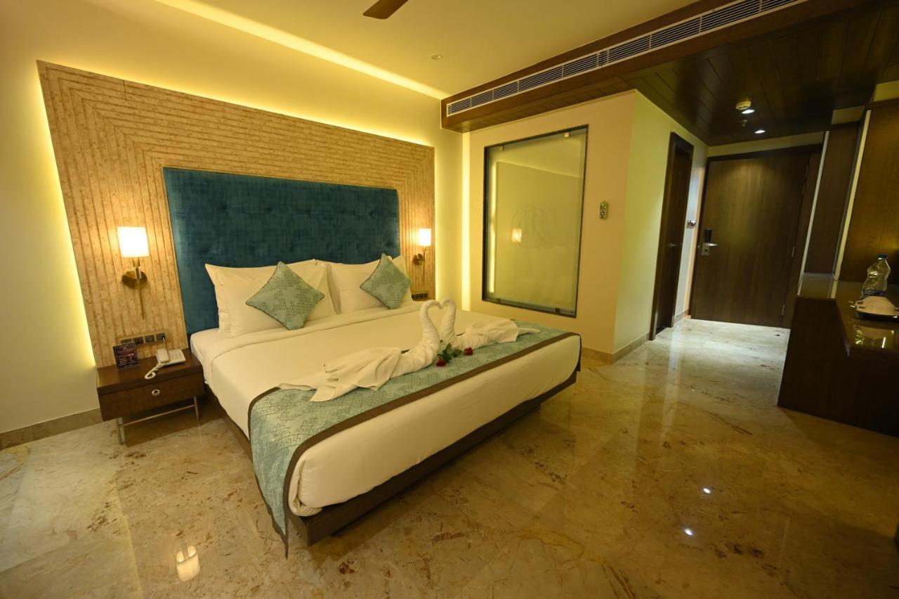 The Royal Class Hotel Gwalior Exterior foto